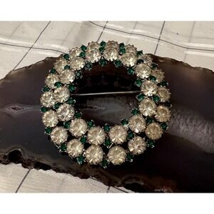 Vintage Silver Tone‎ Loop Green/ Clear RHINESTONE  BROOCH Pin Prong Set